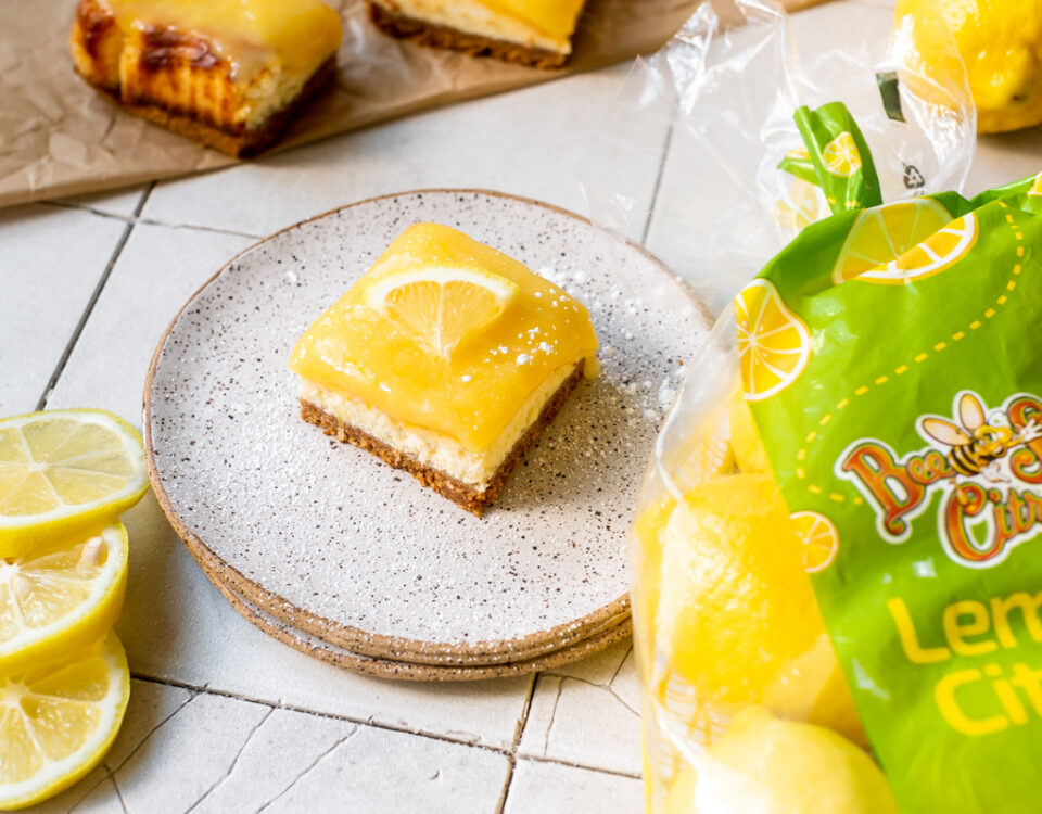 Lemon Cheesecake Bars
